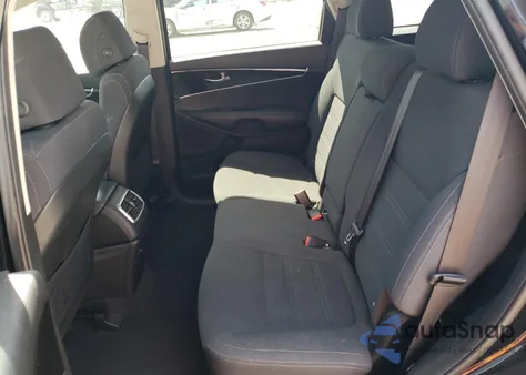 2017 Kia Sorento Lx from USA, damaged, VIN 5XYPGDA52HG291358